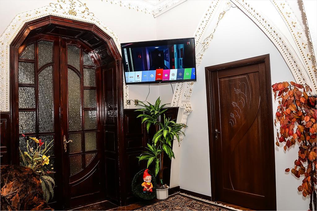 Vip-Apartments Angel Palas 切尔诺夫策 外观 照片